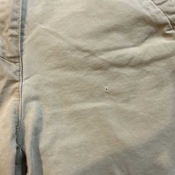 Talbots Petites Stretch Khaki Shorts - Picture 11 of 14